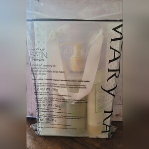 Mary Kay| White Tea and Citrus Satin Hands Set NEW